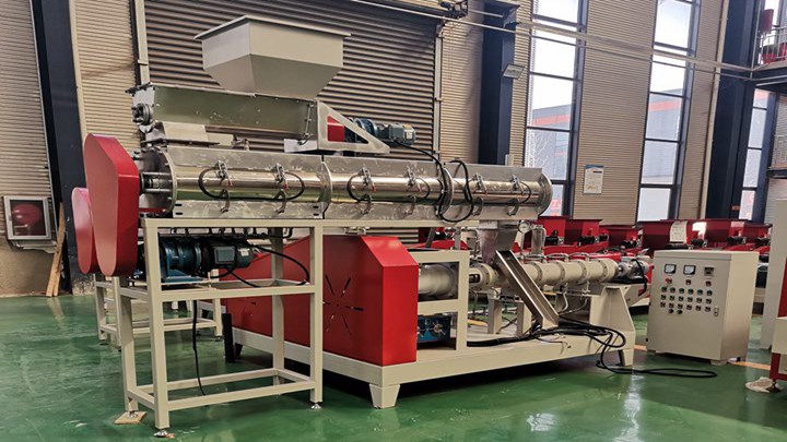 large scale Goldfish feed machine in Zambia